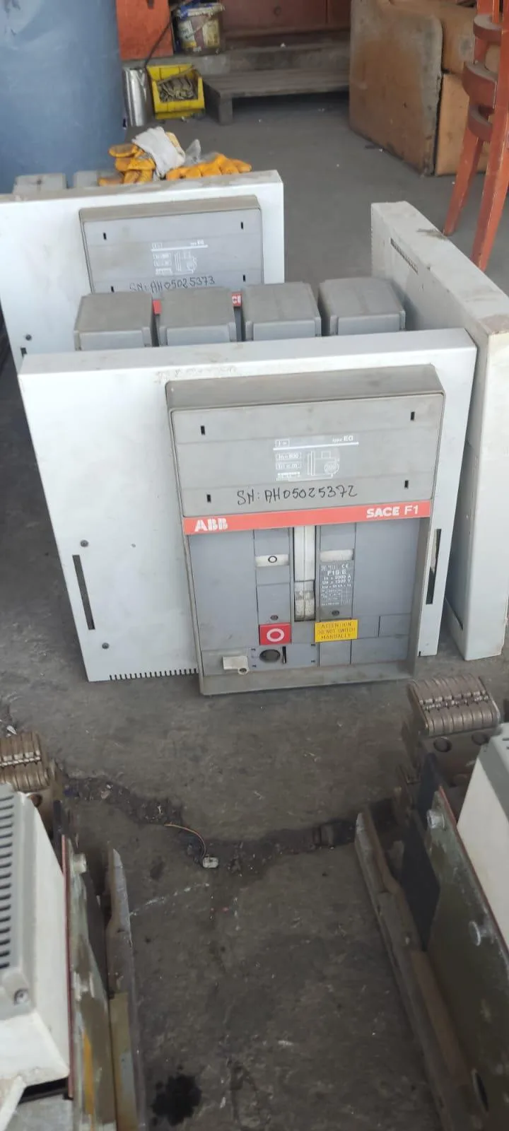 ABB F1S/E 2000 A 1000V MASTERPACT CIRCUIT BREAKER