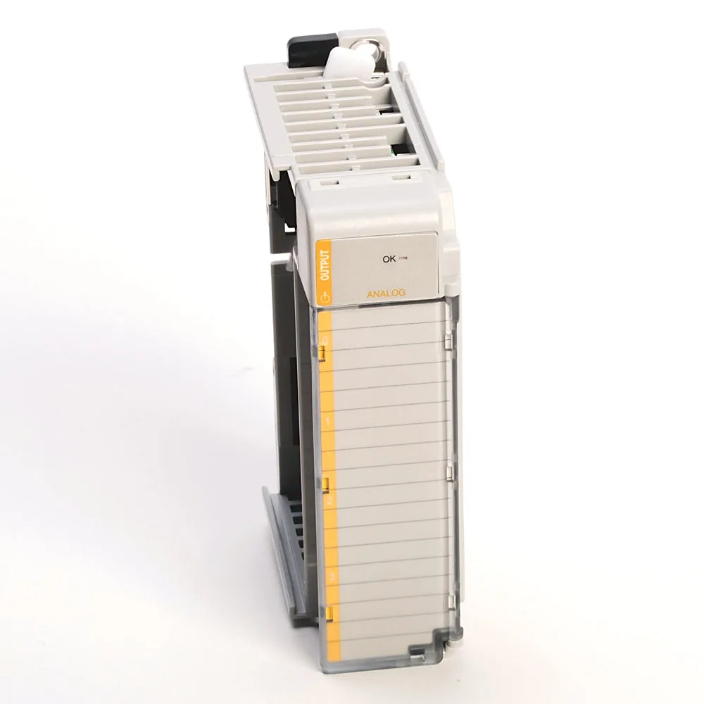 Allen Bradley 1769-OF8CK Current Module