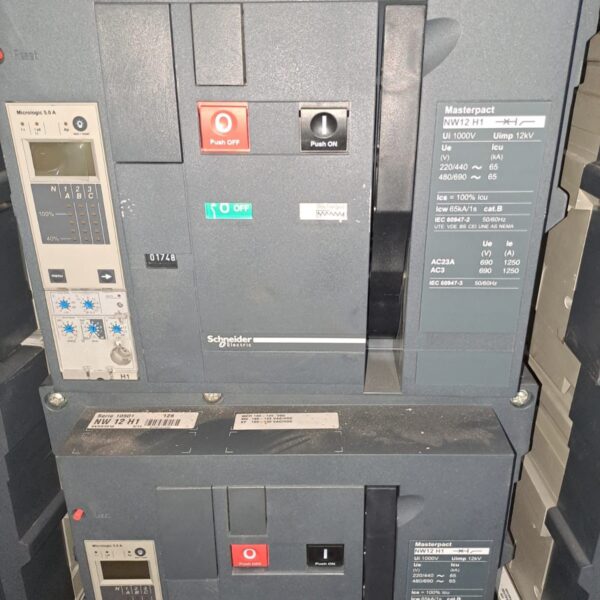 Schneider NW12H1 1200A MASTERPACT (USED)