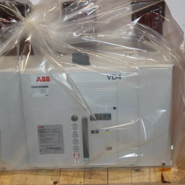 ABB VD4 12.25.20 Circuit Breaker 12kV (USED)