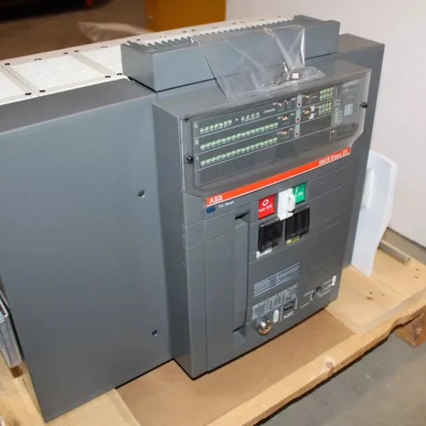 ABB SACE EMAX E4 H 3200 Circuit Breaker (USED)